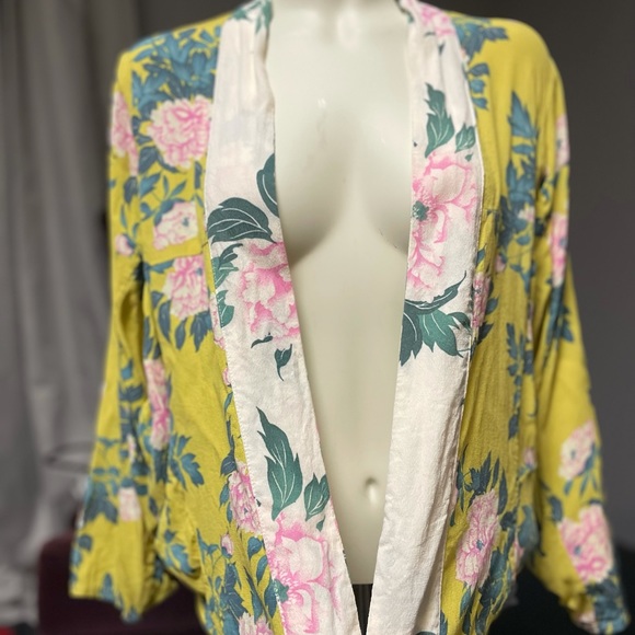 Anthropologie Elma Kimono Style Top - Picture 11 of 11